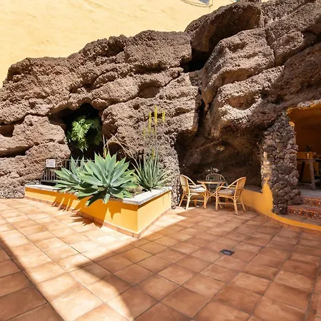 Fajanas De Galdar Country house *